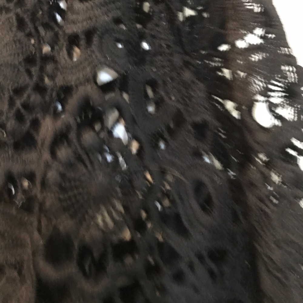 This Is For The Summer You Can Use It As A Cover-… - image 1